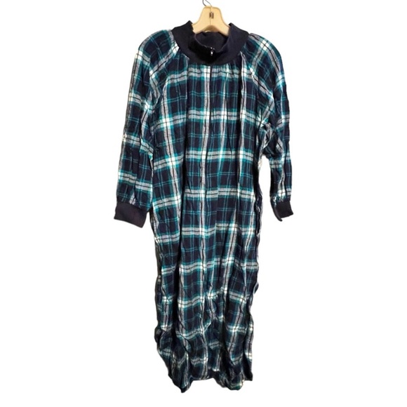 Vintage Metropolitan‎ Flannel Night Gown - Picture 1 of 5